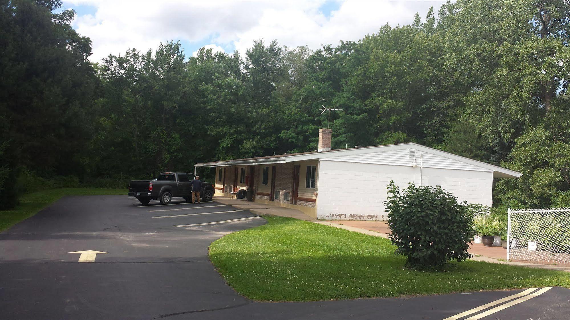Budget Inn Fairport Zewnętrze zdjęcie